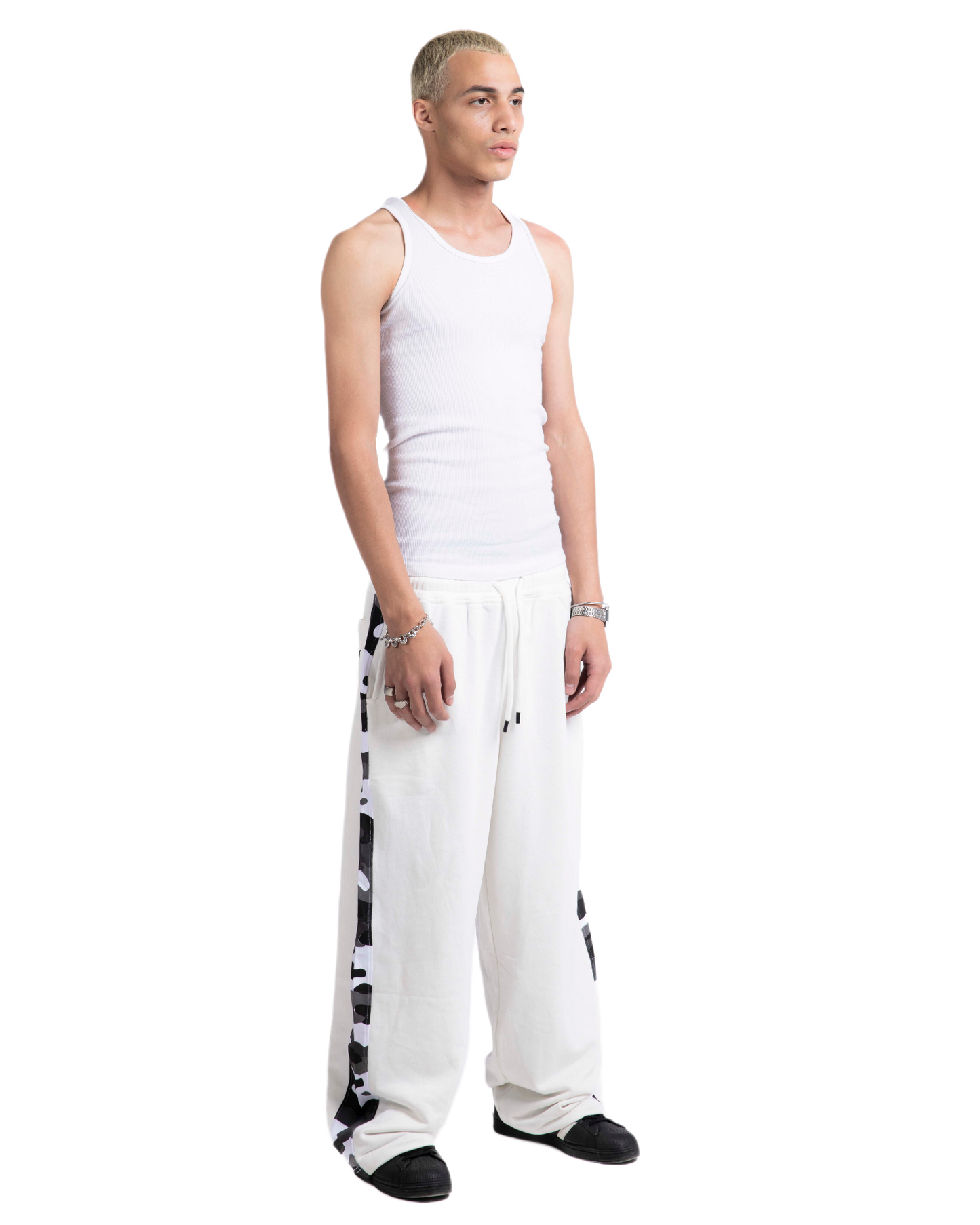 WHITE CAMO PANTS